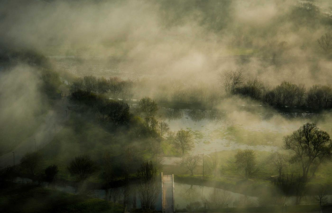 AI robot vacuum navigating a living room with smart mapping